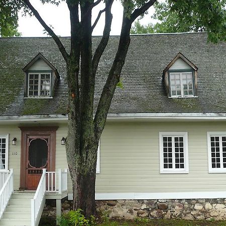 La Maison Ancestrale Guerard Saint-Laurent-de-l'ile d'Orleans Eksteriør billede