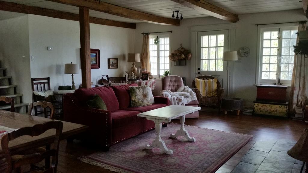 La Maison Ancestrale Guerard Saint-Laurent-de-l'ile d'Orleans Eksteriør billede
