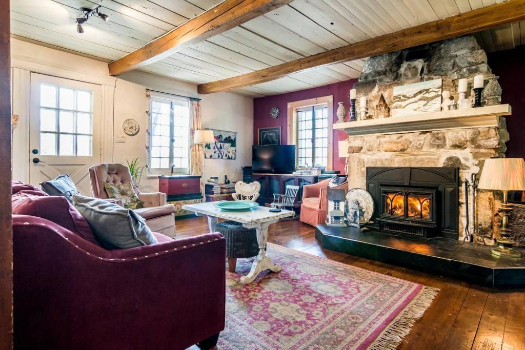 La Maison Ancestrale Guerard Saint-Laurent-de-l'ile d'Orleans Eksteriør billede