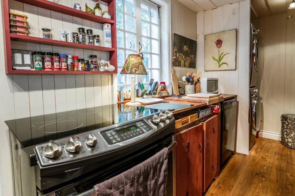 La Maison Ancestrale Guerard Saint-Laurent-de-l'ile d'Orleans Eksteriør billede